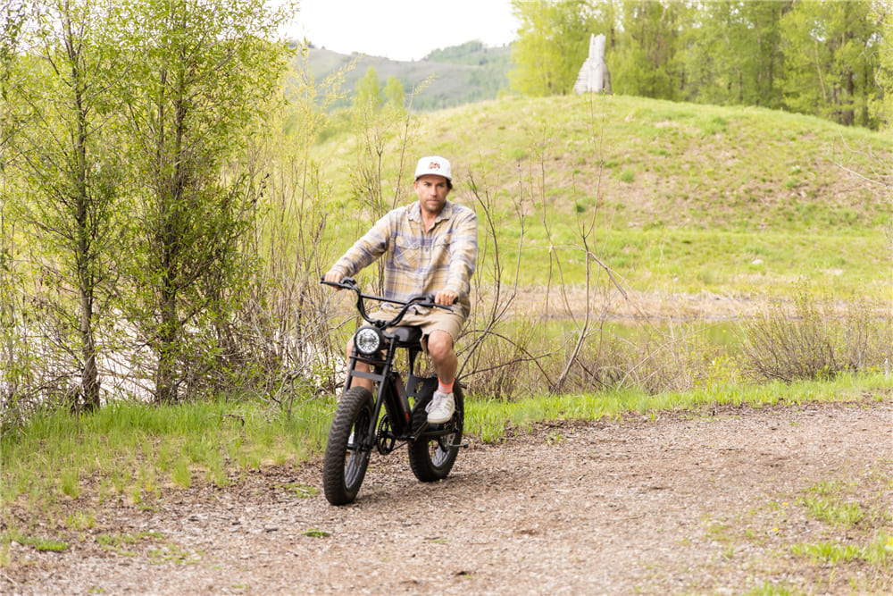 electric bicycle kansas city 113 / M / Blue With a sleek design and ultimate performance 6 Bike Lanes in Kansas