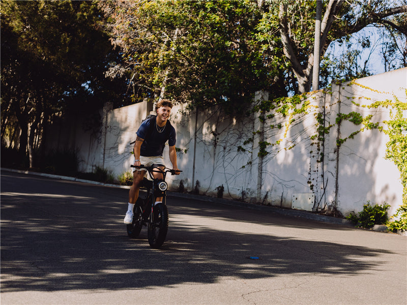 Best eBikes for Riders Over 6 Feet Tall | Macfox eBike