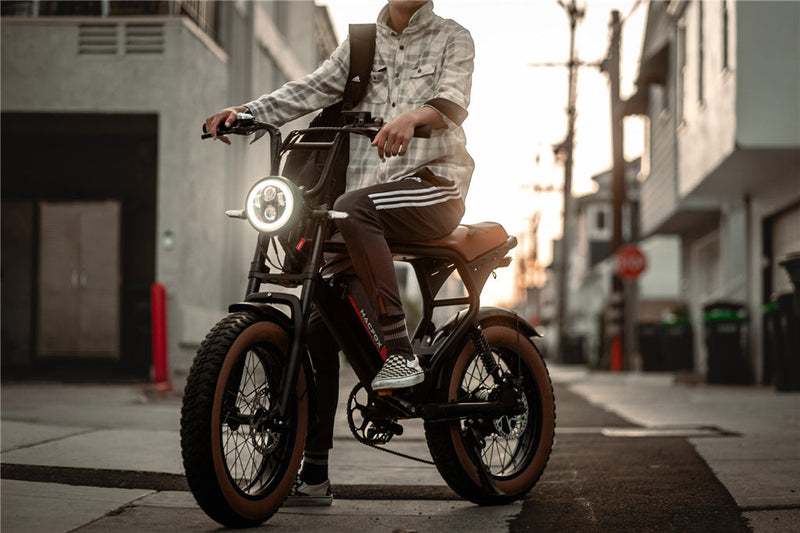 Electric Bike Vs Scooter for Commuting | Macfox Electric Bike