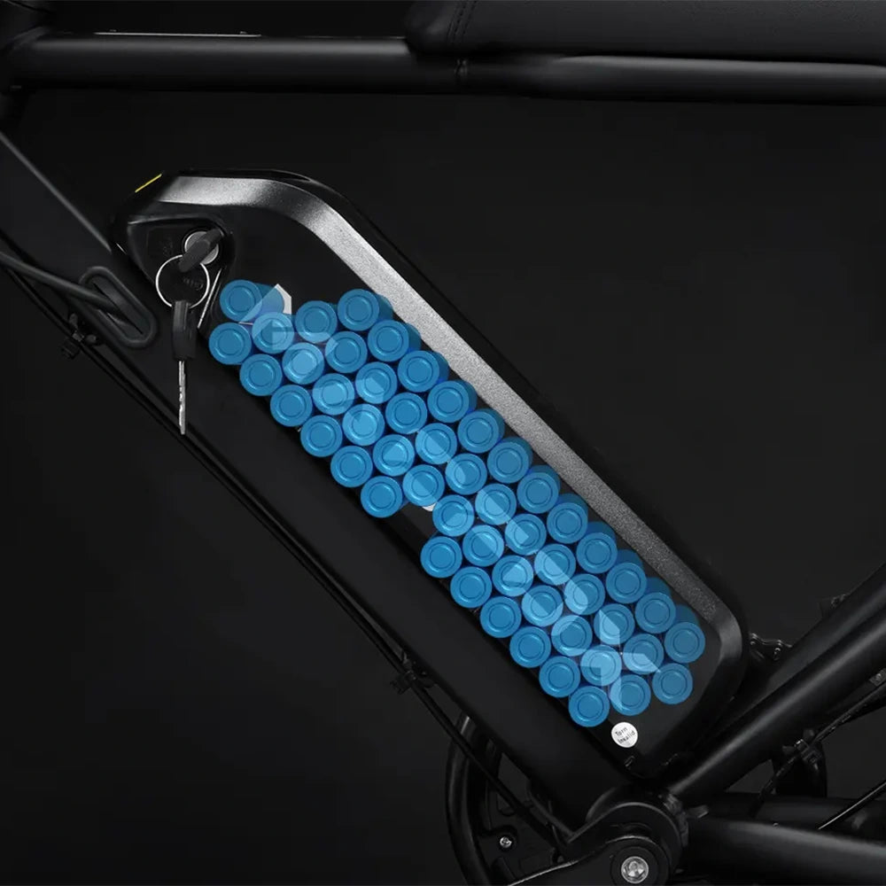 48V 10.4Ah removable battery for 25-mile range. Ride with peace of mind thanks to a high-performance lithium battery offering up to 25 miles per charge. Fully removable and easy to recharge, it powers your daily adventures.